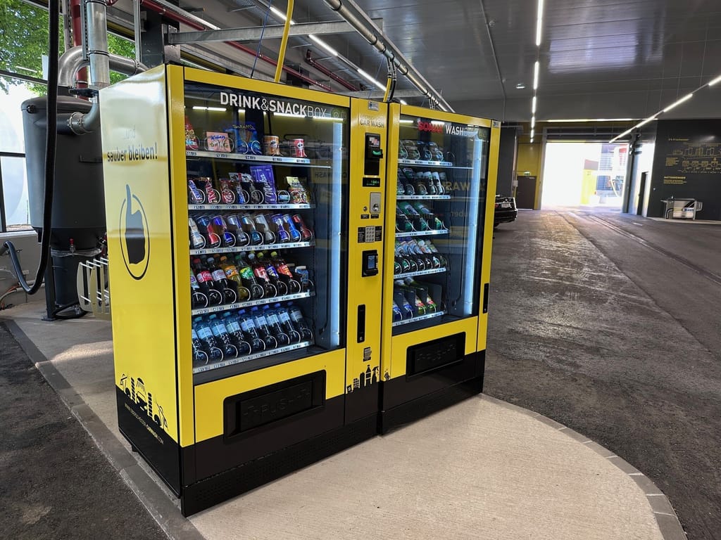 Verkaufsautomaten-Kombination für Waschparks von Easy Vending